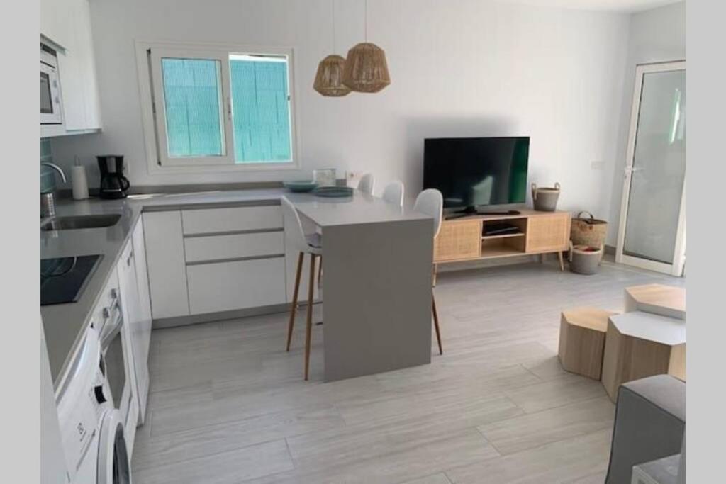 Renovated 2 Bedroom Bungalow In Playa Del Ingles Maspalomas  Exterior photo